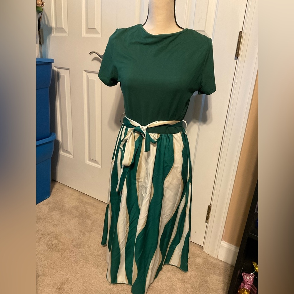Shein Green and White Patterned Dress